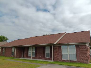 Main picture of 215 Bridgemont Way