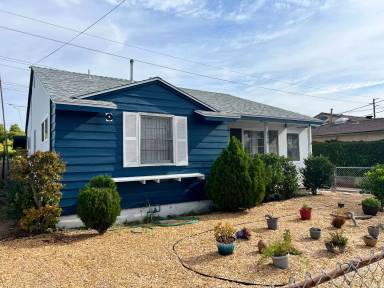 Main picture of 8570 Dallas St