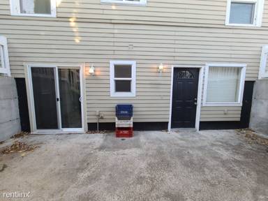 Main picture of 2217 Lincoln St