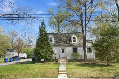 Main picture of 7211 Dartmouth Ave