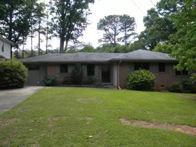 Main picture of 1480 Holly Ln NE