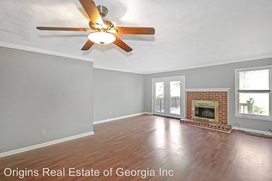 Main picture of 687 Stratford Grn