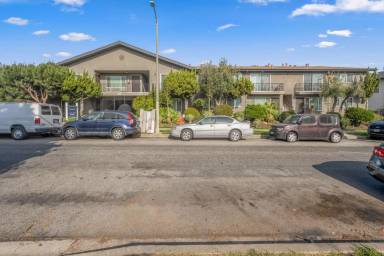 Main picture of 1661 259th St