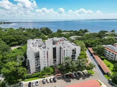 Main picture of 2699 Seville Blvd