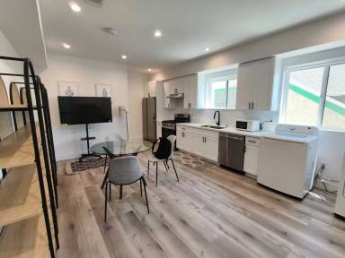 Main picture of 3020 S Normandie Ave