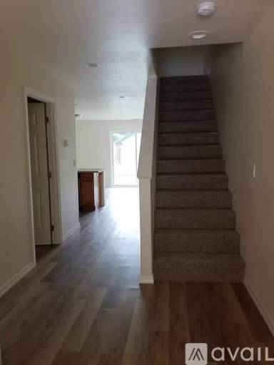 Main picture of 649 SE 8th St