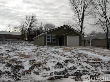 Main picture of 505 Apple St