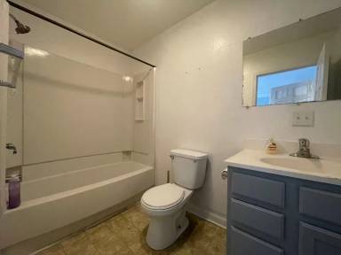 Main picture of 838 Toledo St