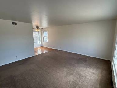 Main picture of 42 Saint Charles St