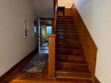 Main picture of 415 W Franklin St