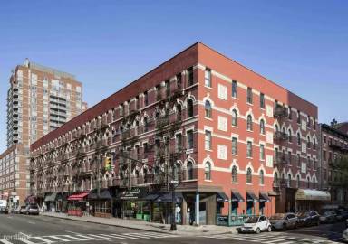 Main picture of 267 West 15th Street Apartments
