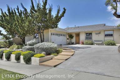 Main picture of 301 Salida del Sol