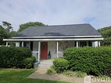 Main picture of 463 Berry Rd
