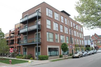 Main picture of Irving Park - 3E