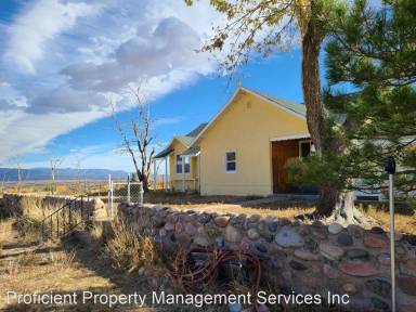 Main picture of 1866 County Road 95
