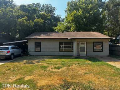 Main picture of 1107 Waller Ave