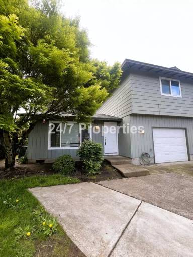 Main picture of 1102 SW Cherry Park Rd
