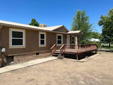 Main picture of 1010 N 1st St