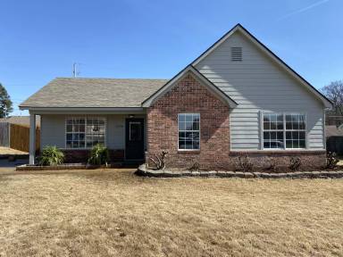 Main picture of 4398 Bishop Hills Dr