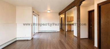 Main picture of 2002 W Koch St