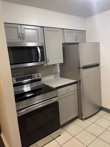 Main picture of 31 Carter Cir