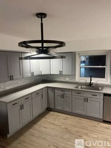 Main picture of 1508 W 127th St