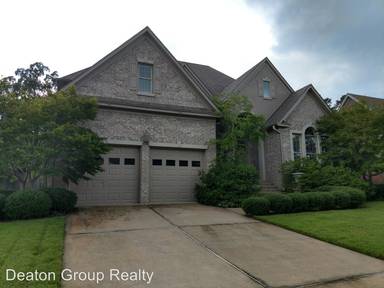 Main picture of 105 Duquesne Ct