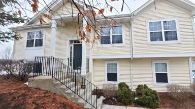 Main picture of 1385 Carolyn Ct
