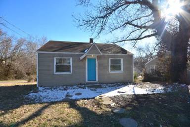 Main picture of 734 E Jean St
