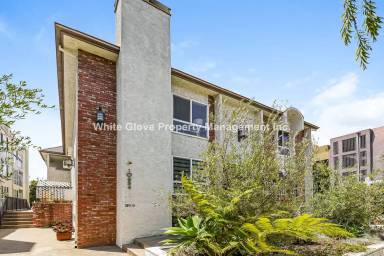 Main picture of 10654 Wilkins Ave