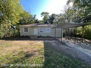 Main picture of 613 Honeysuckle Dr