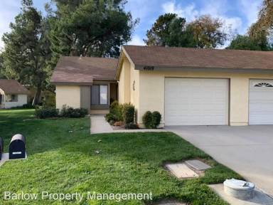 Main picture of 41019 Village 41