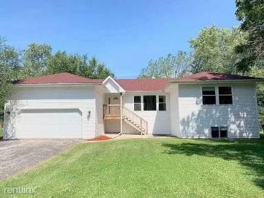 Main picture of 25W116 Fairmeadow Ln