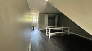 Main picture of 929 Centre St