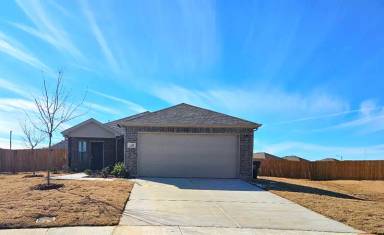 Main picture of 1415 Alexandria Dr