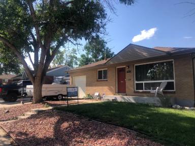 Main picture of 1403 E 110th Pl