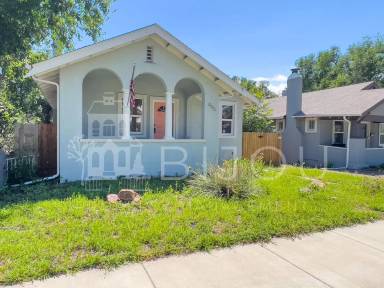 Main picture of 805 E Platte Ave