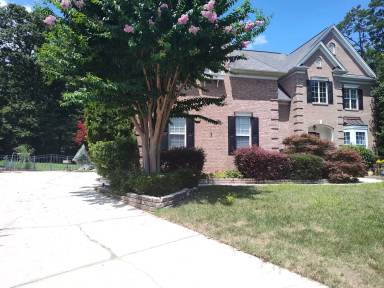 Main picture of 9009 Hammersley Dr