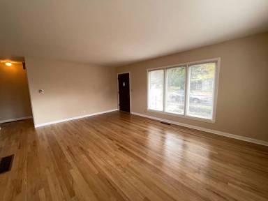 Main picture of 3907 SE 76th Ave