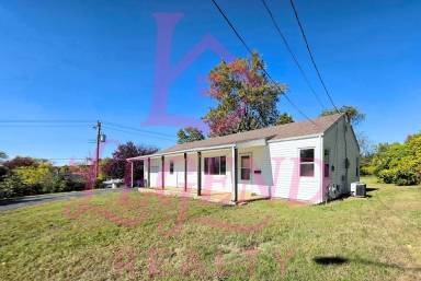 Main picture of 10917 Pear Tree Ln