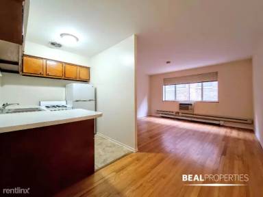 Main picture of 660 W Wrightwood Ave