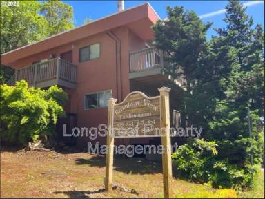 Main picture of 859 SW Broadway Dr