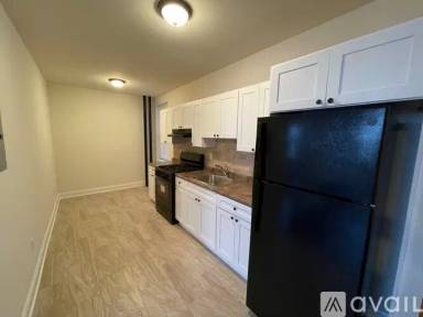 Main picture of 7320 Kennedy Blvd