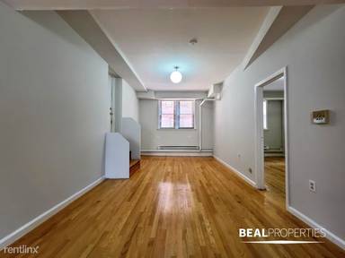 Main picture of 3941 N Janssen Ave