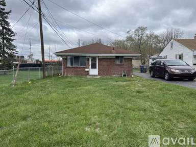 Main picture of 5015 Yermo Dr