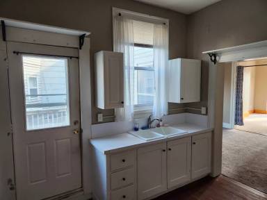 Main picture of 97 W Pearl St