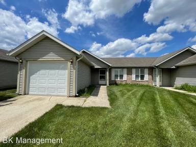 Main picture of 2713 Plaza Ln