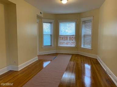 Main picture of 7038 S Saint Lawrence Ave