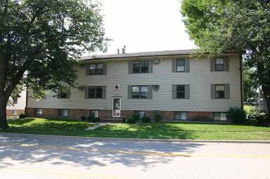 Main picture of 209 W Willow St