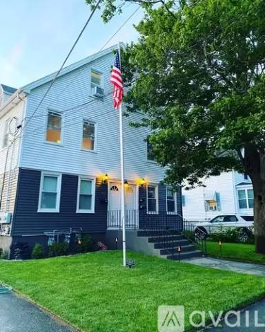 Main picture of 61 Charles St